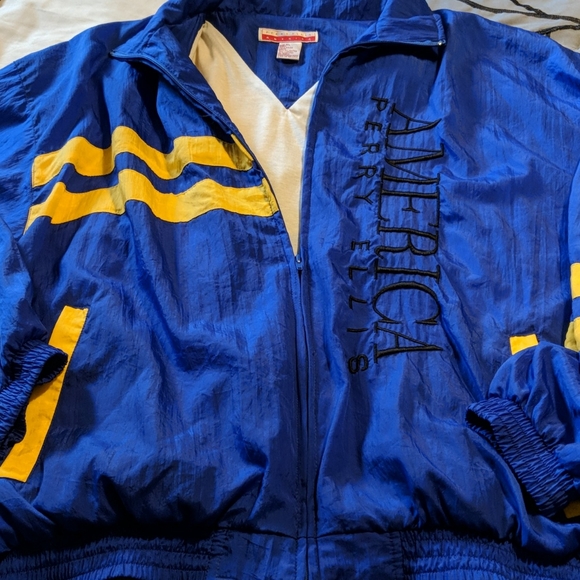 Perry Ellis - Picture 4 of 9